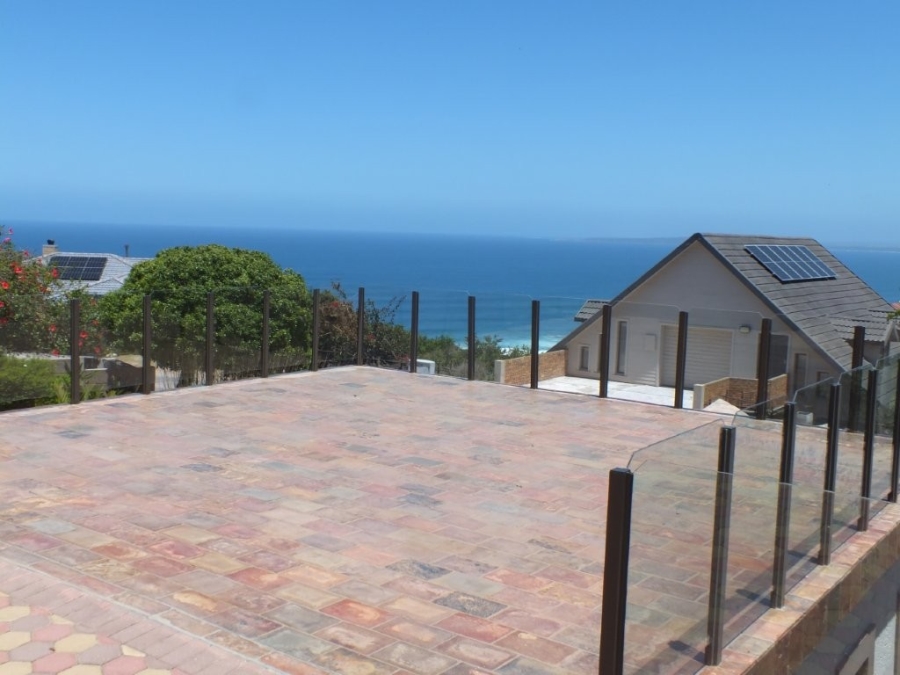 4 Bedroom Property for Sale in Dana Bay Western Cape